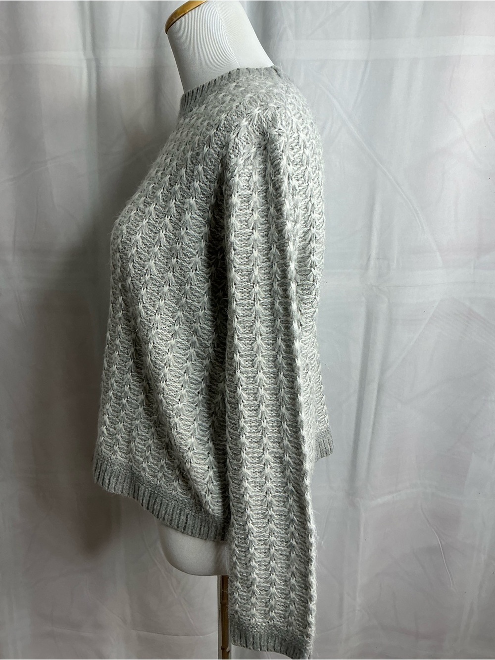 2296 - Textured Crewneck Sweater in Light Gray - Picture 5 of 7